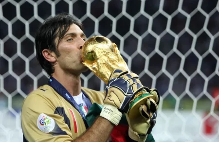 Janluidji Buffon: "Diplom" uning eng katta pushaymoni, ammo Chempionlar ligasidagi muvaffaqiyatsizlik uchun "muhim emas"